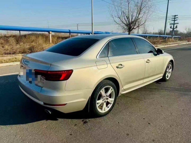 东营17年奥迪A4L8