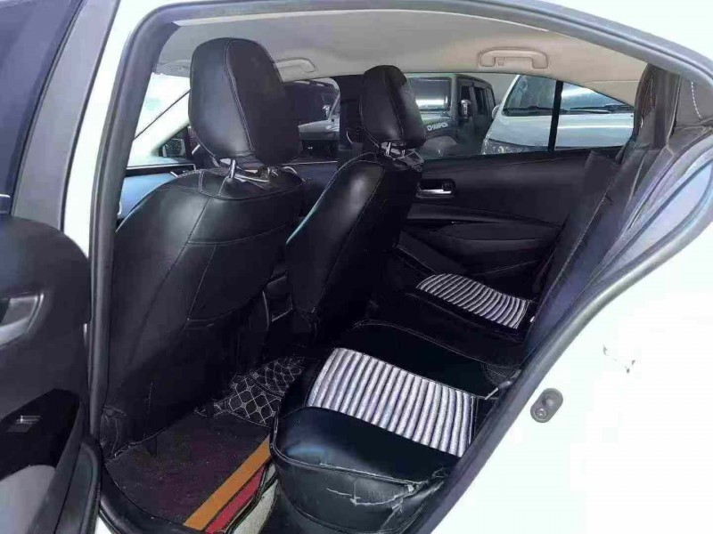 成都23年丰田亚洲狮5