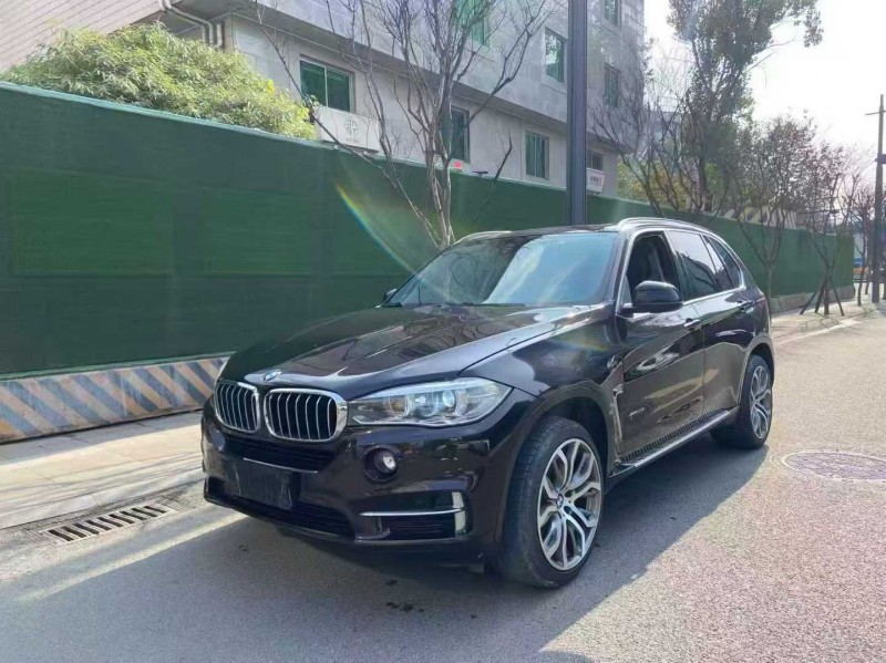 成都18年宝马X53