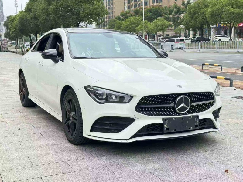 张家界22年奔驰CLA2