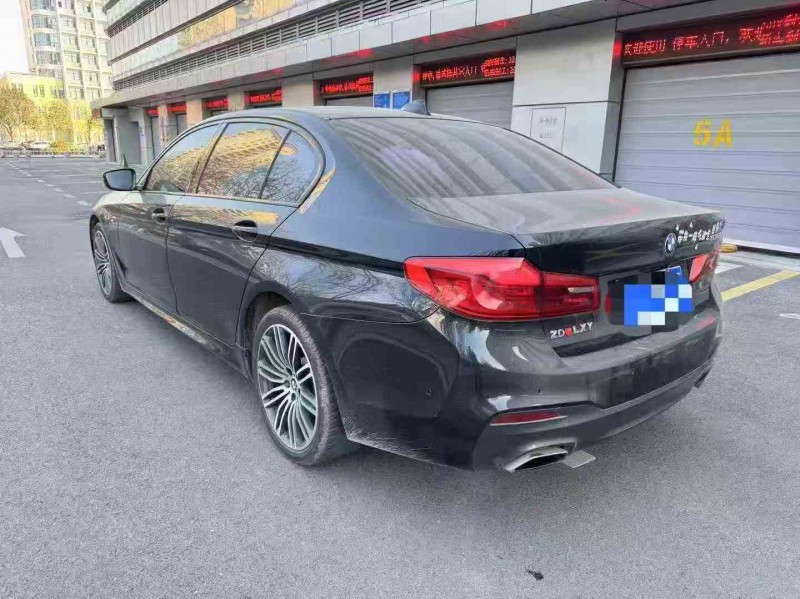 安庆19年宝马5系8