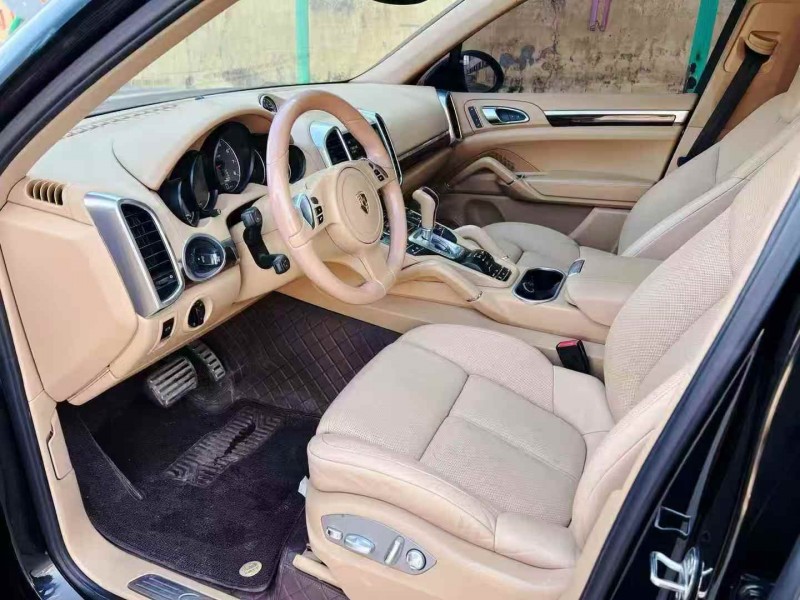 淄博12年保時捷卡宴4