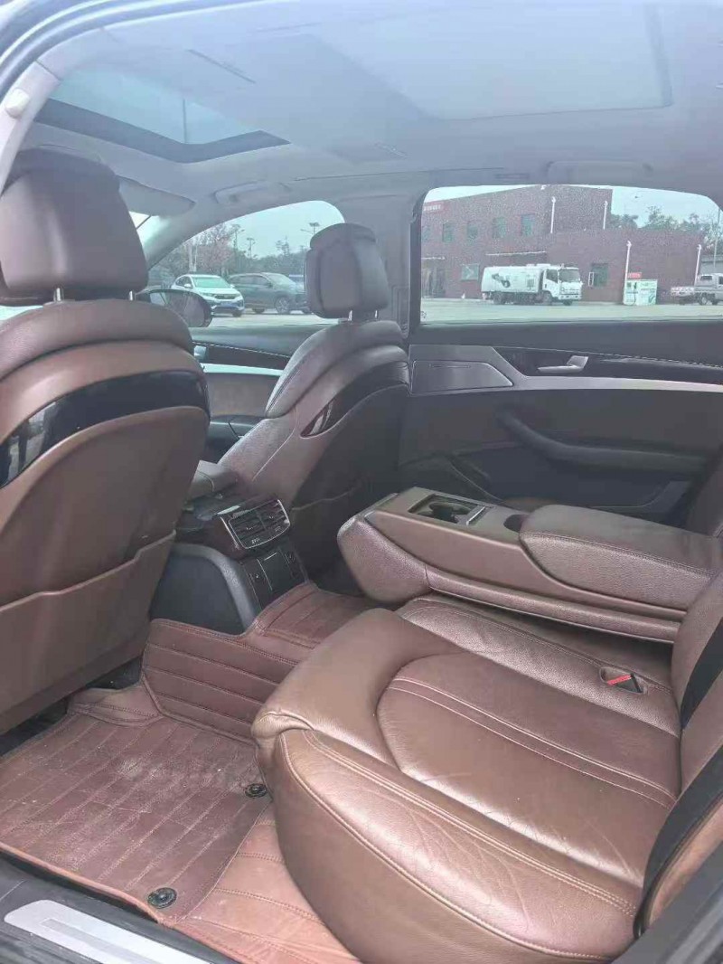 天水14年奥迪A8L4