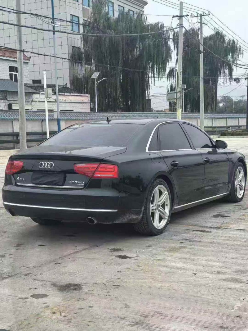 天水14年奥迪A8L8