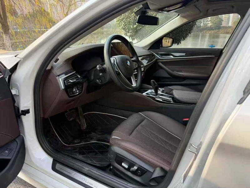 九江22年宝马5系6