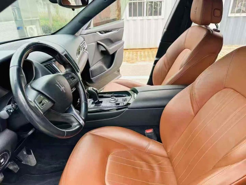 淄博18年玛莎拉蒂Levante6