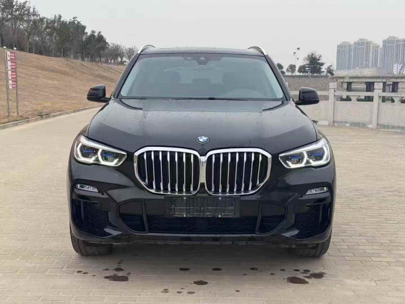 济宁21年宝马X51