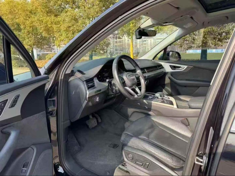 常州18年奥迪Q77