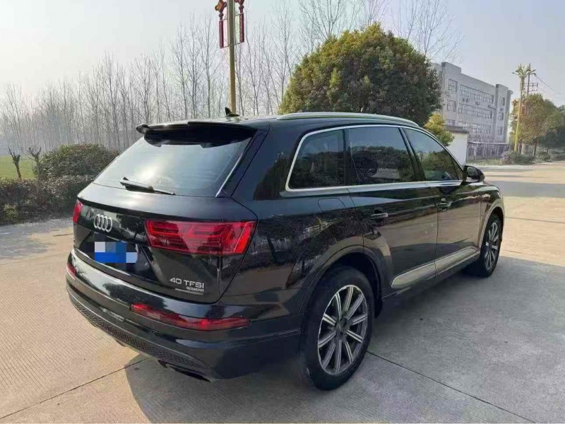 常州18年奥迪Q78