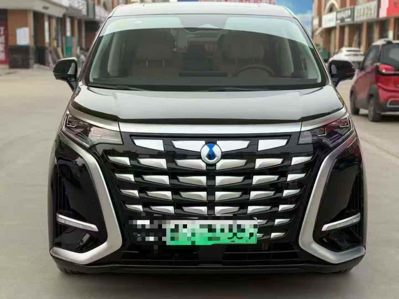 青岛25年腾势D91