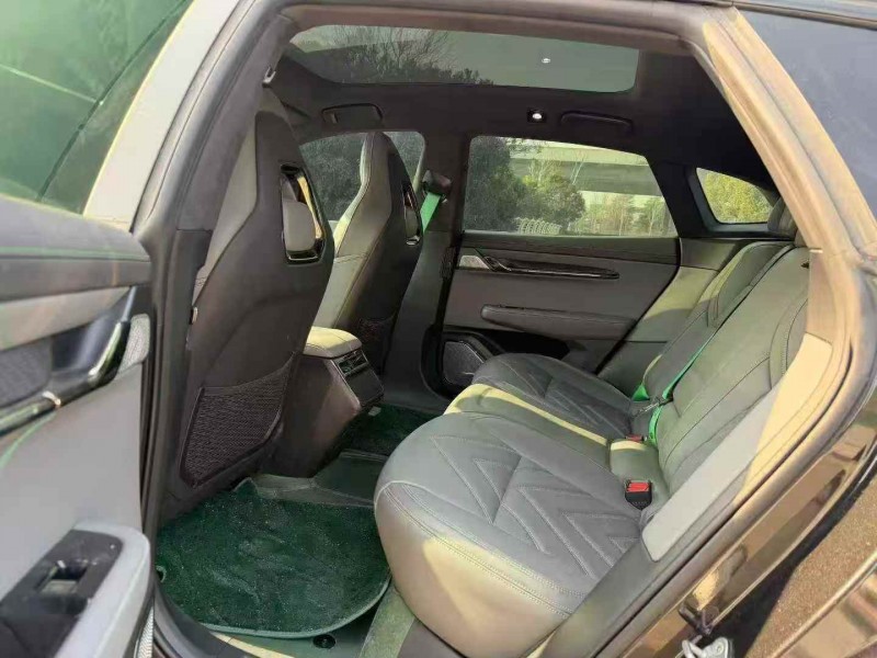 淮安22年极氪汽车0016