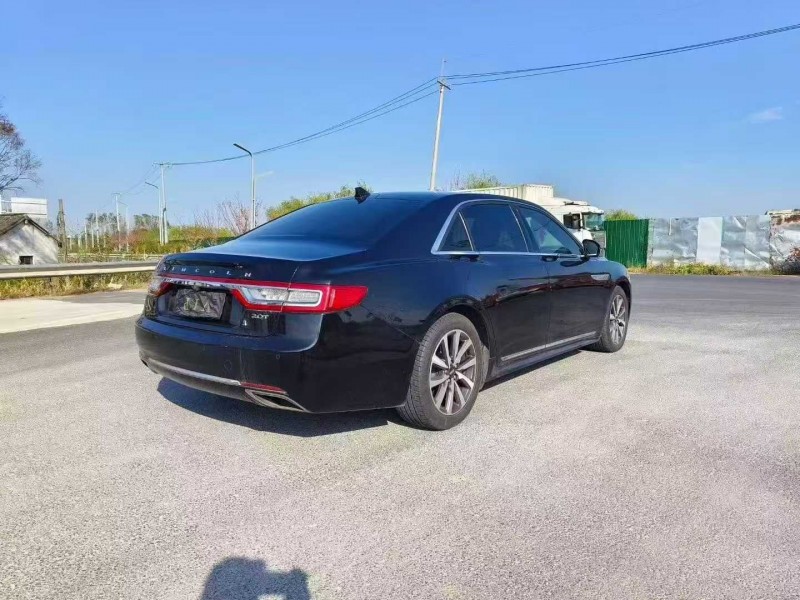 苏州21年林肯大陆9