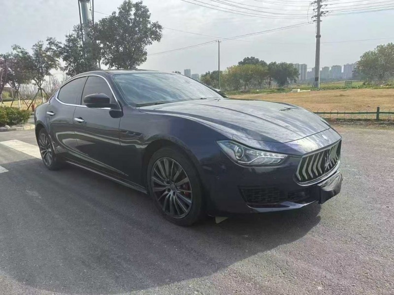 苏州21年玛莎拉蒂Ghibli2