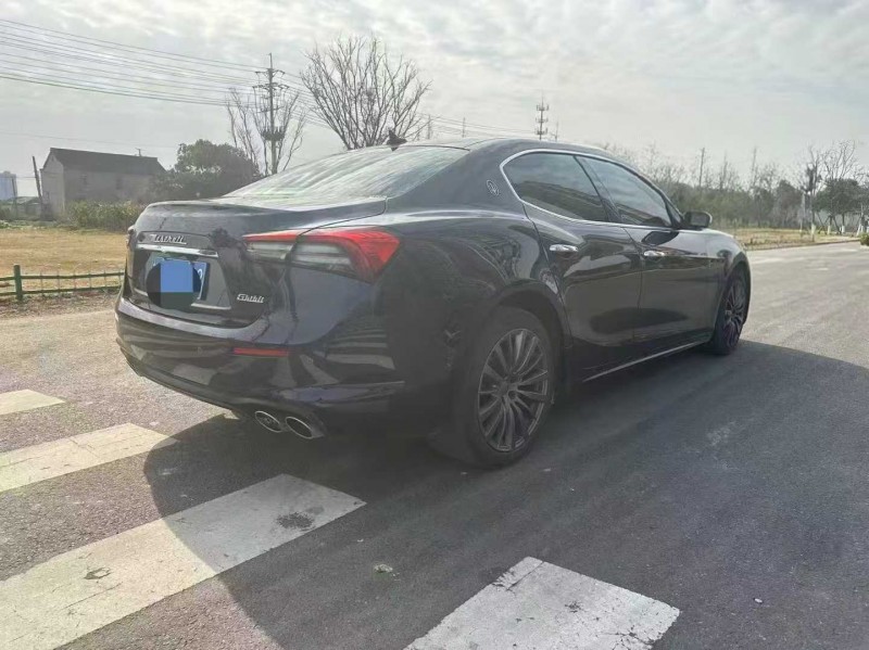 苏州21年玛莎拉蒂Ghibli9