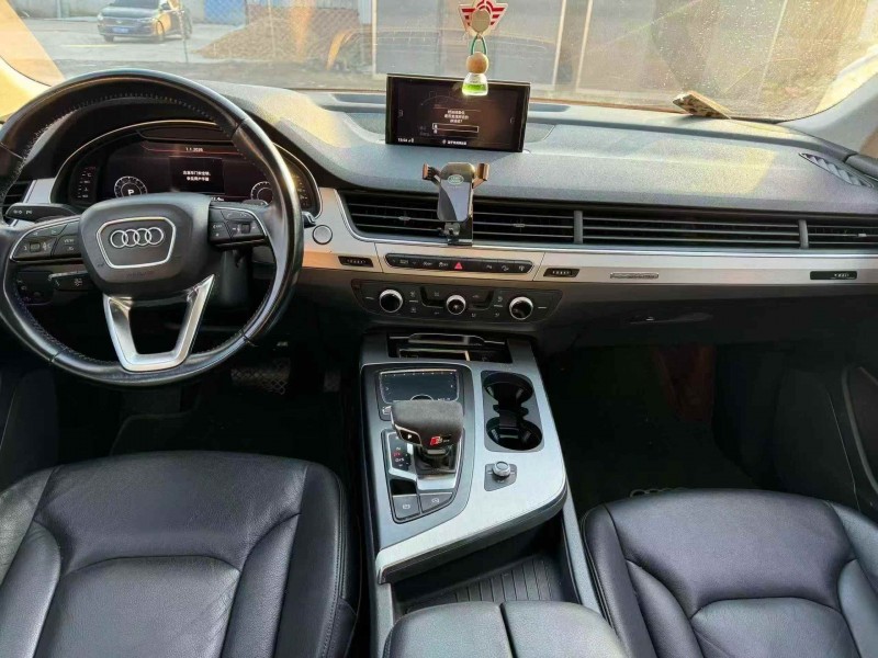 菏泽17年奥迪Q74