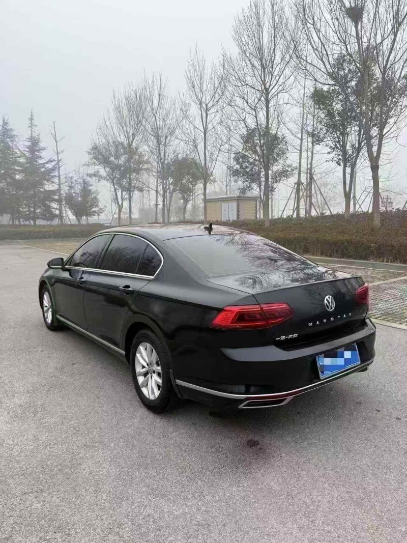 菏泽20年大众迈腾8