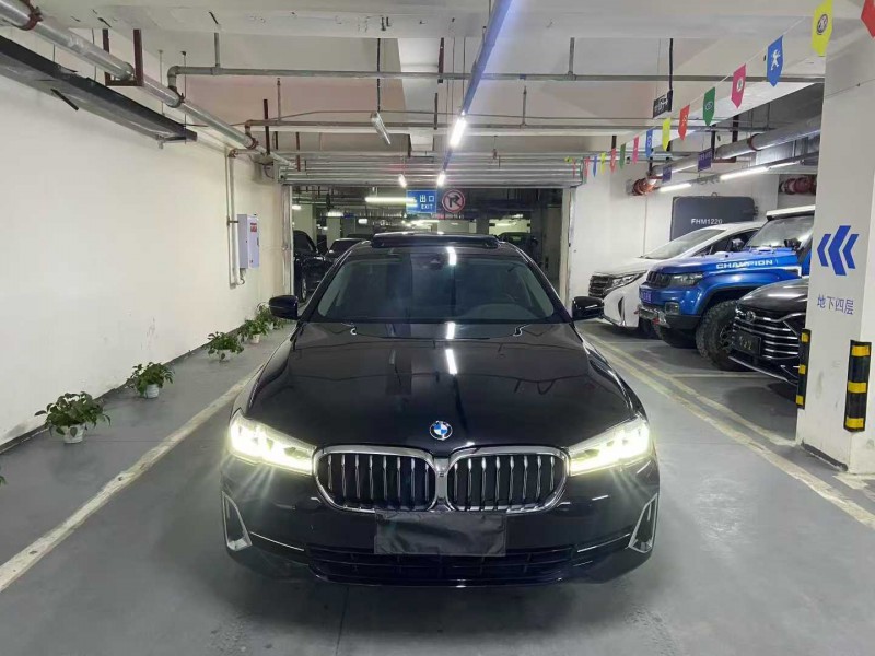 成都23年宝马5系1