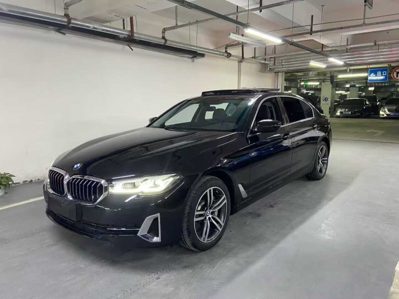 成都23年宝马5系3