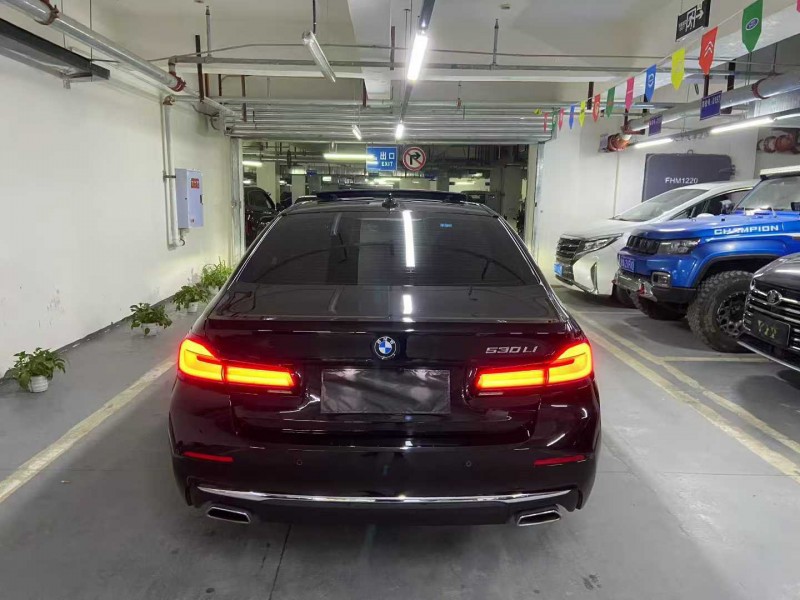 成都23年宝马5系9