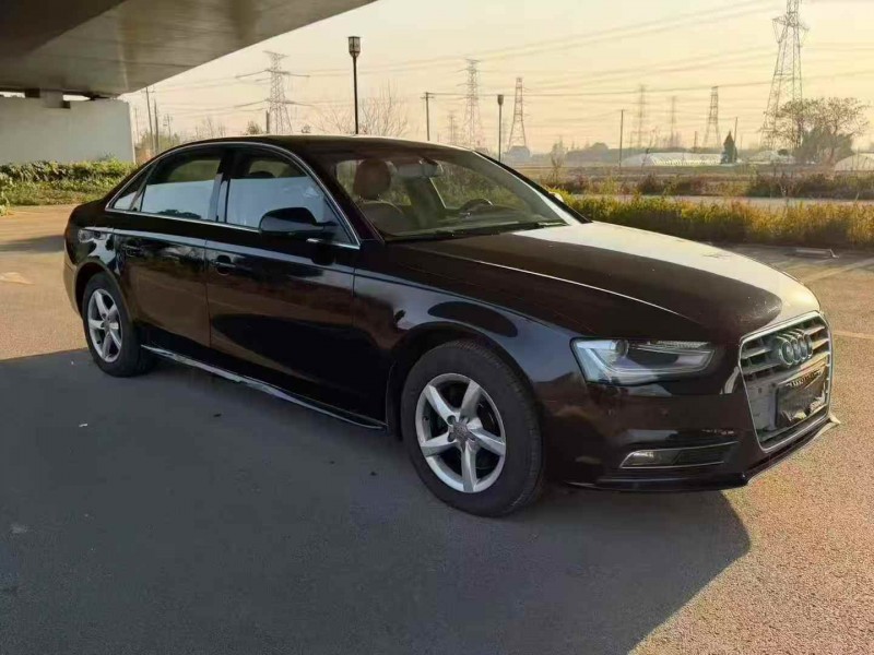 嘉兴12年奥迪A4L3