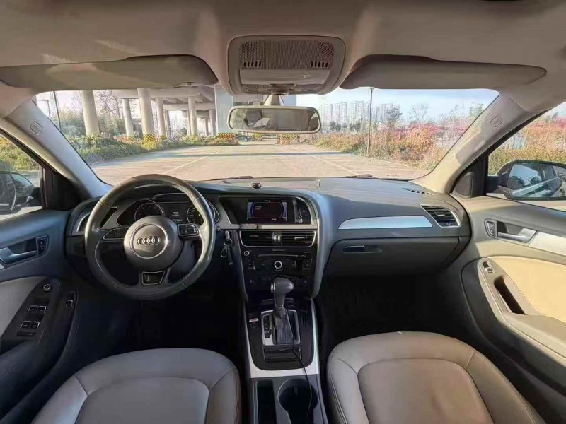 嘉兴12年奥迪A4L6