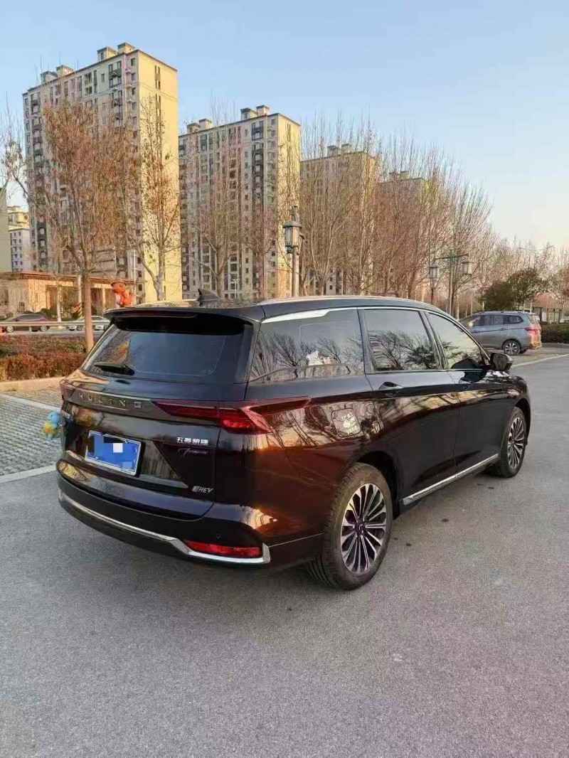 济宁23年五菱汽车凯捷8