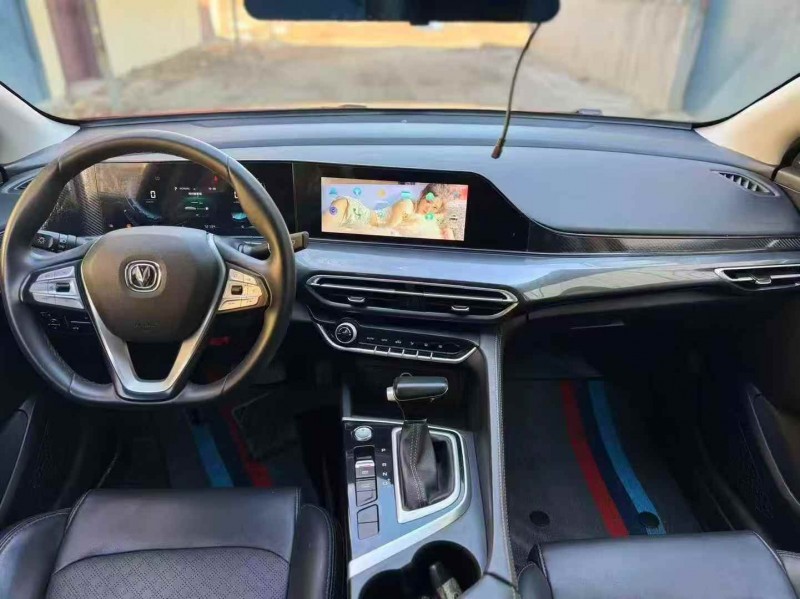 菏泽20年长安汽车逸动6