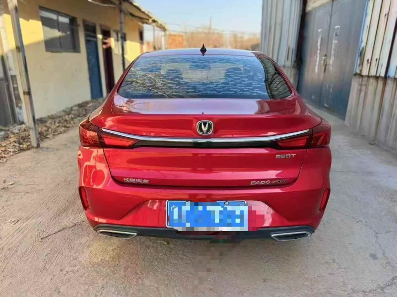 菏泽20年长安汽车逸动9