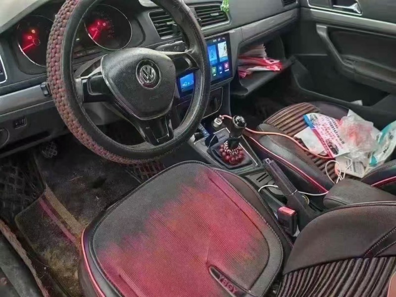 贵阳16年大众朗逸6