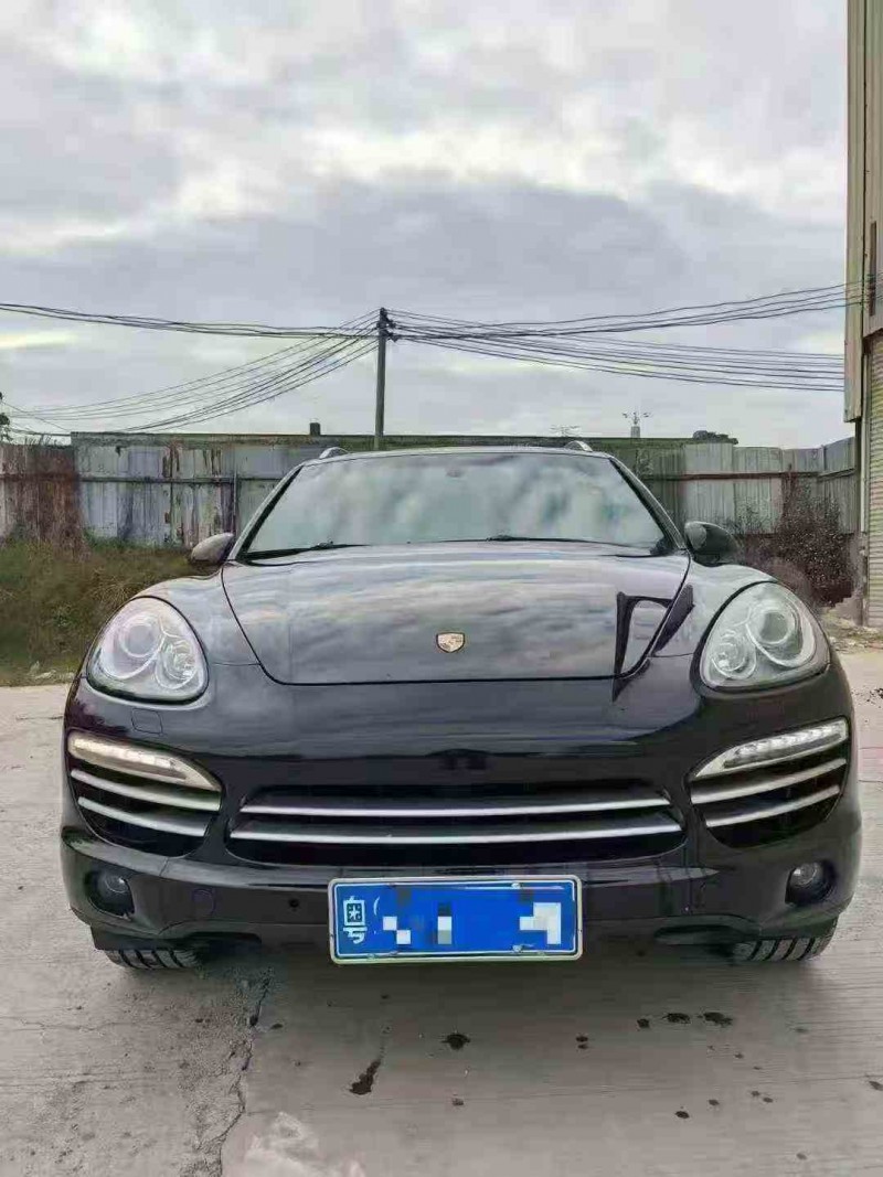 柳州15年保時捷卡宴1