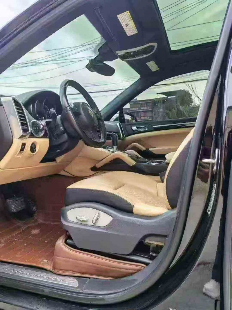 柳州15年保時捷卡宴3