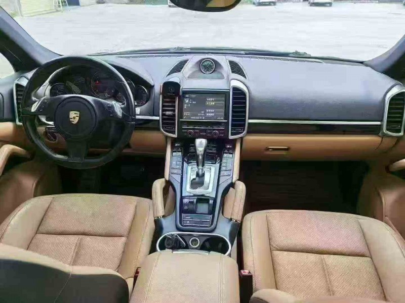 柳州15年保時捷卡宴6