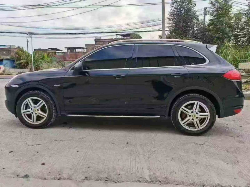 柳州15年保時捷卡宴8