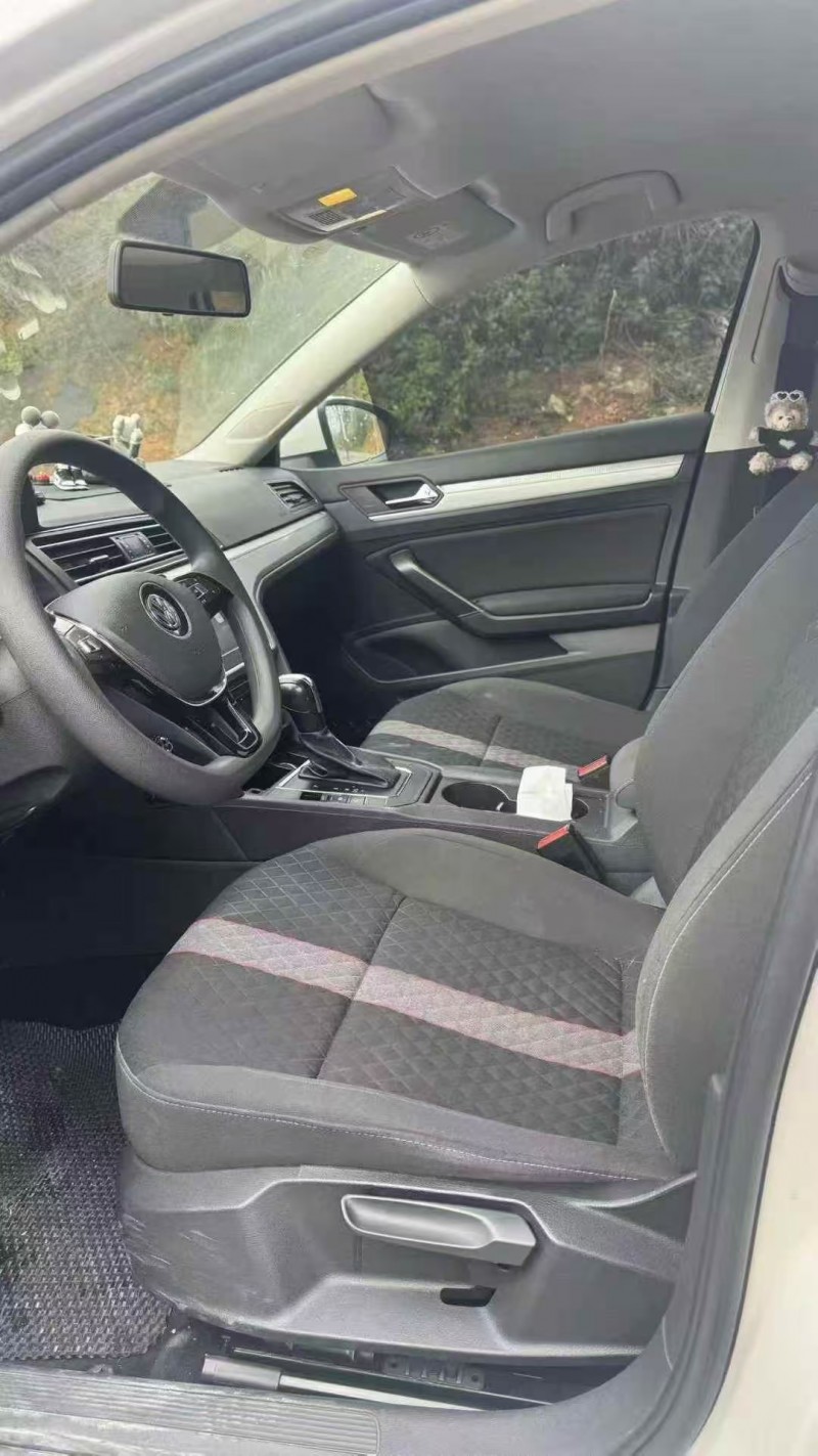 贵阳22年大众凌渡5