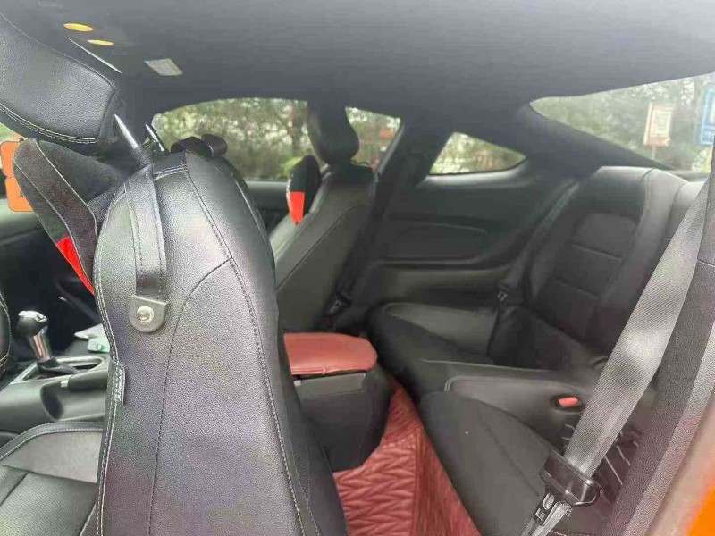 重庆22年福特野马5