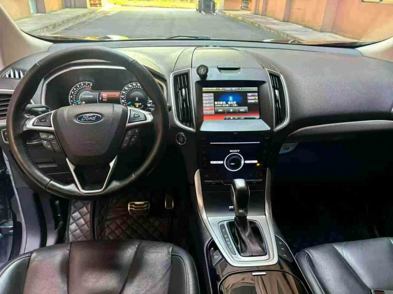 重庆15年福特锐界4