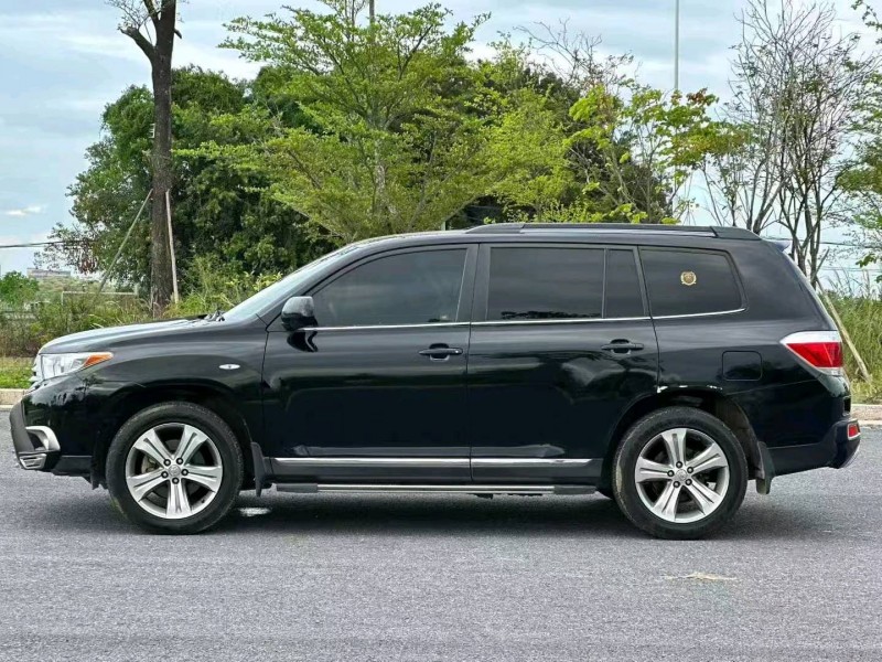 汕头13年丰田汉兰达2