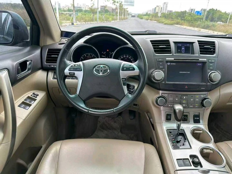 汕头13年丰田汉兰达5