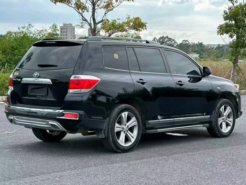 汕头13年丰田汉兰达8