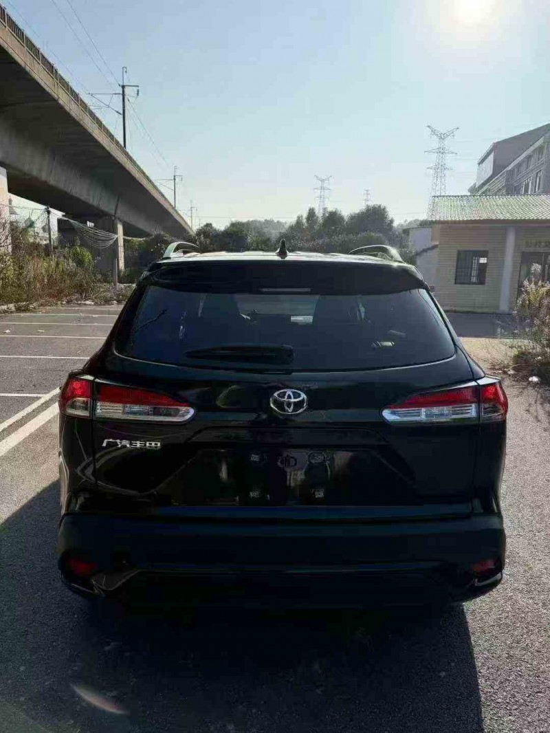 张家界24年丰田锋兰达8