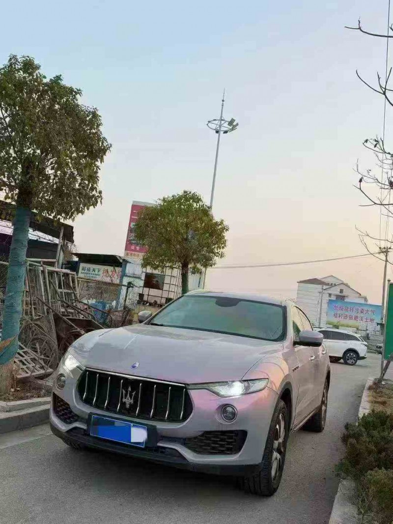 常德17年玛莎拉蒂Levante3