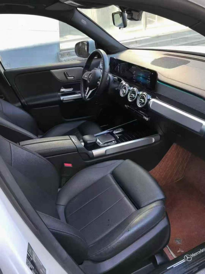 济宁21年奔驰GLB6