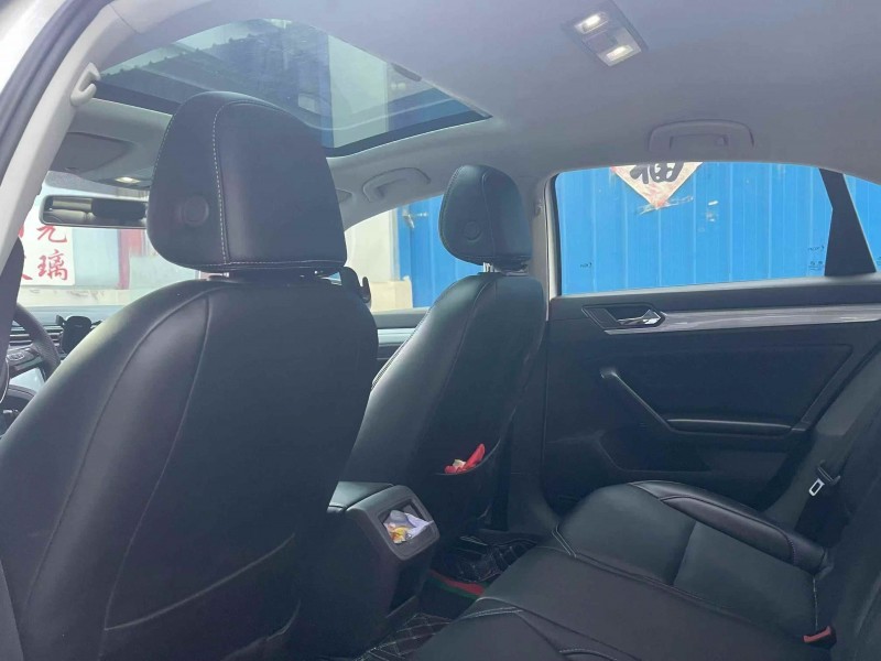 潍坊20年大众凌渡6