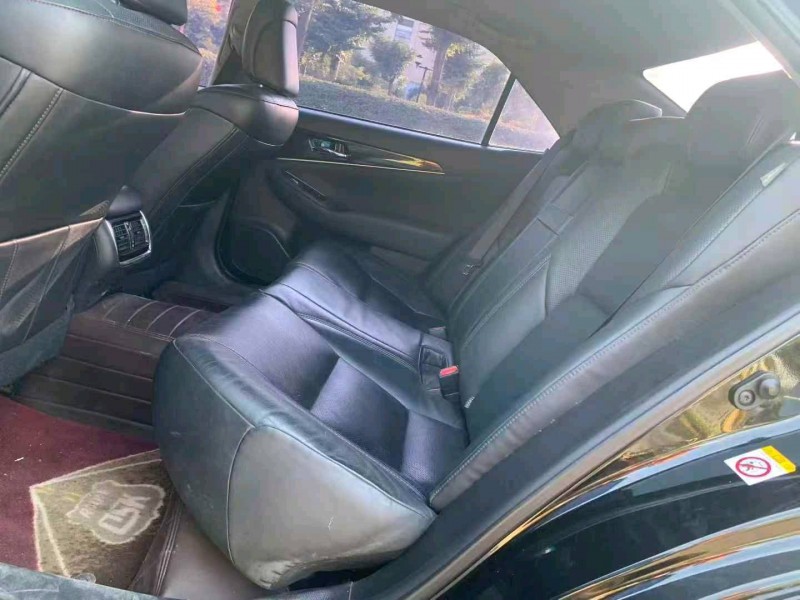 广州17年丰田皇冠6