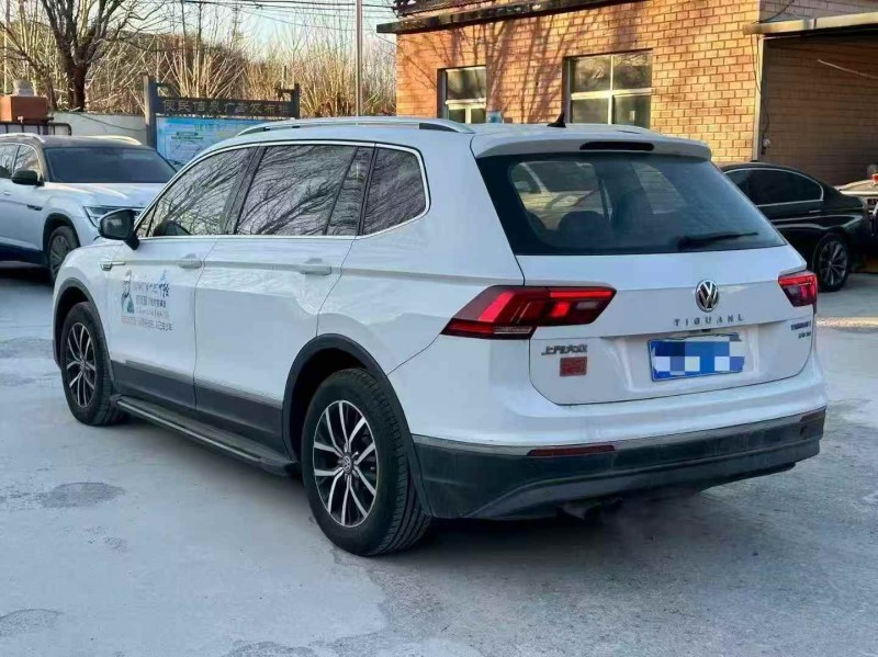 淄博17年大众途观8