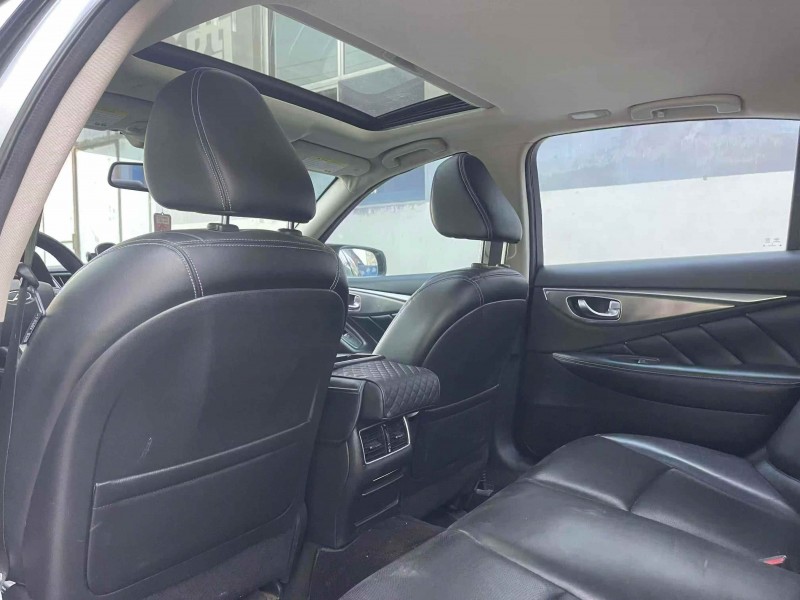 潍坊16年英菲尼迪Q50L6