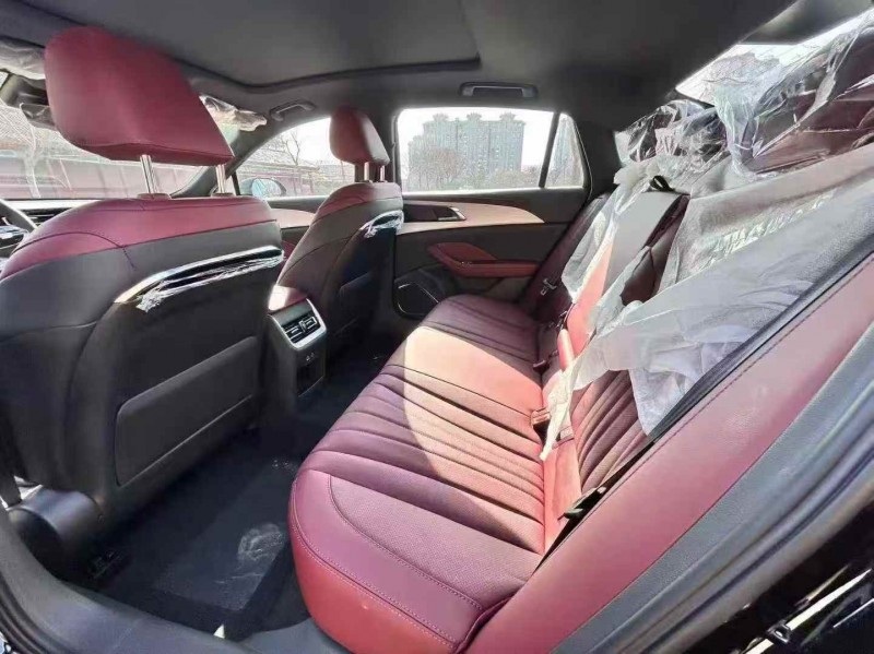 嘉兴25年红旗H55