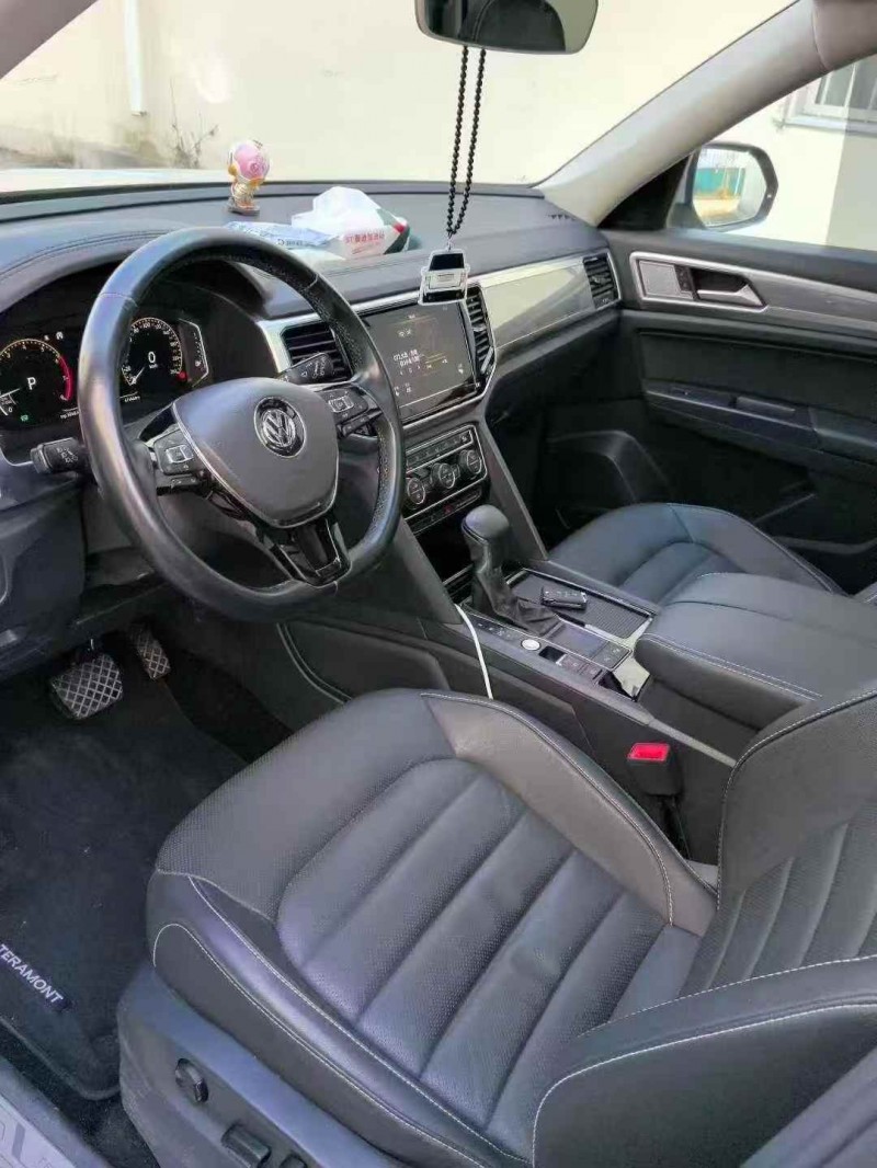 东营20年大众途昂6