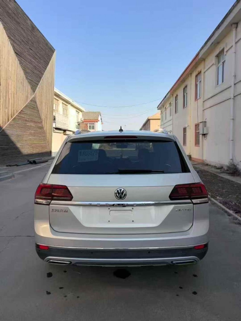 东营20年大众途昂9