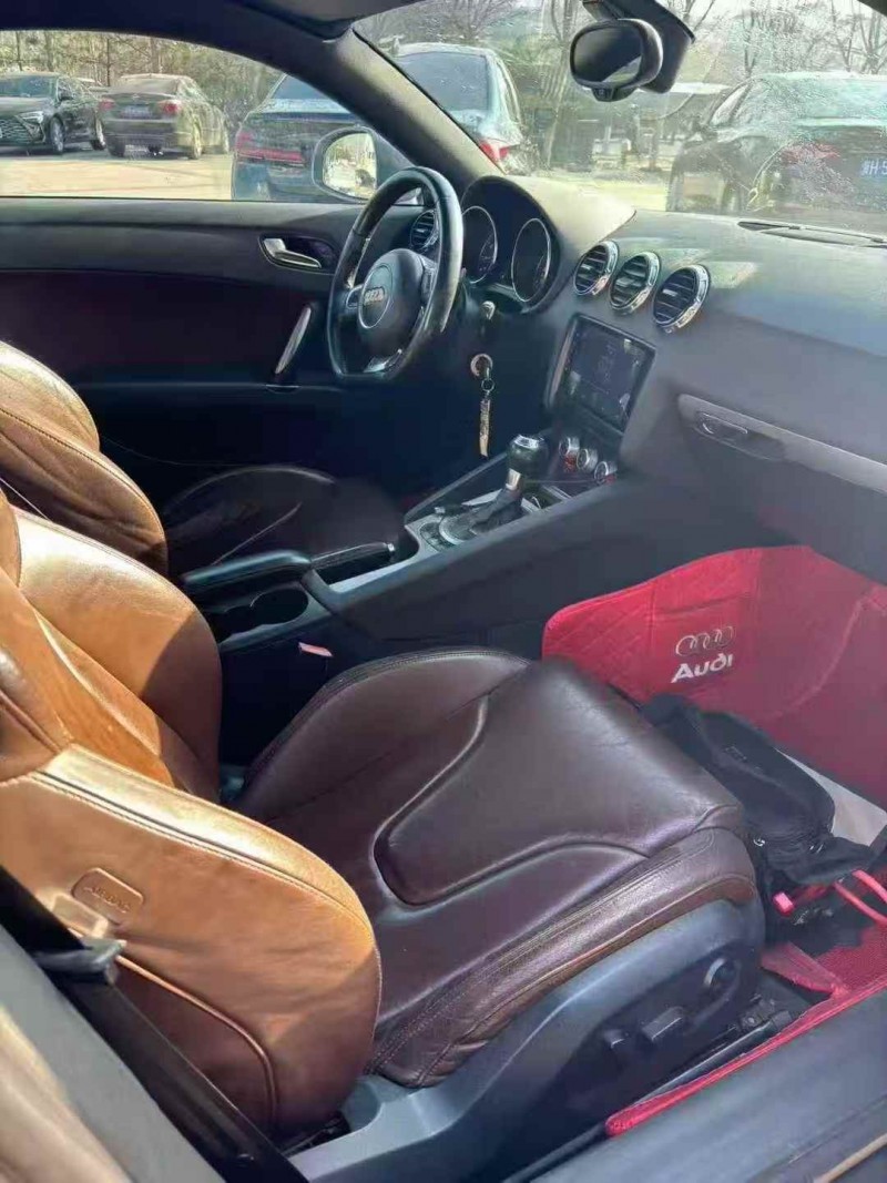 张家口13年奥迪TT4